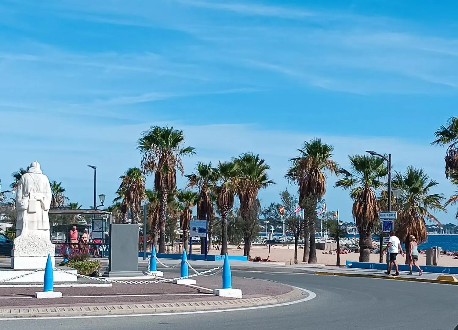A 2 Pas De La Plage Et De La Base Nature Frejus 0*,  France